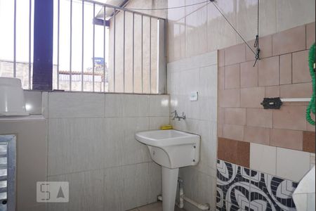 Casa para alugar com 80m², 2 quartos e sem vaga Casa para alugar com 80m², 2 quartos e sem vagaLavanderia