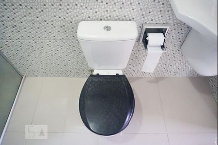 Casa para alugar com 80m², 2 quartos e sem vaga Casa para alugar com 80m², 2 quartos e sem vagaBanheiro