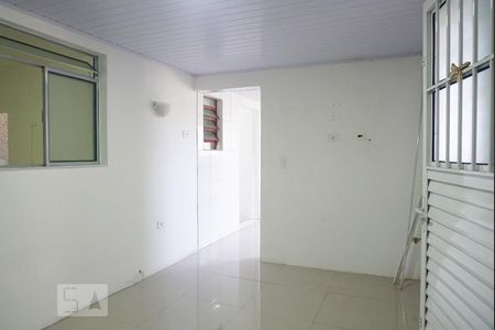 Sala de casa para alugar com 2 quartos, 80m² em Cidade Antônio Estevão de Carvalho, São Paulo