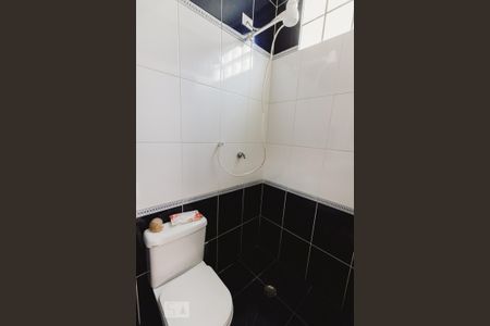 Banheiro 1 de casa para alugar com 2 quartos, 150m² em Barra Funda, São Paulo