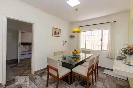 Sala de jantar  de casa à venda com 3 quartos, 200m² em Vila Tramontano, São Paulo