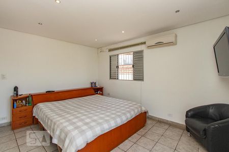 Quarto 1 de casa à venda com 3 quartos, 200m² em Vila Tramontano, São Paulo