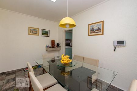 Sala de jantar  de casa à venda com 3 quartos, 200m² em Vila Tramontano, São Paulo