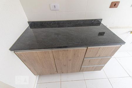 Apartamento para alugar com 51m², 2 quartos e 1 vaga Apartamento para alugar com 51m², 2 quartos e 1 vagaCozinha e Área de Serviço