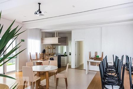 Apartamento para alugar com 54m², 2 quartos e sem vagaÁrea comum - Salão de festas