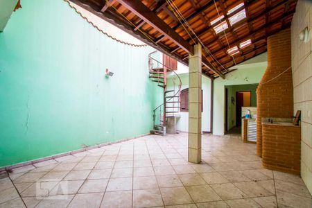 Casa à venda com 245m², 4 quartos e 2 vagasQuintal e Espaço gourmet
