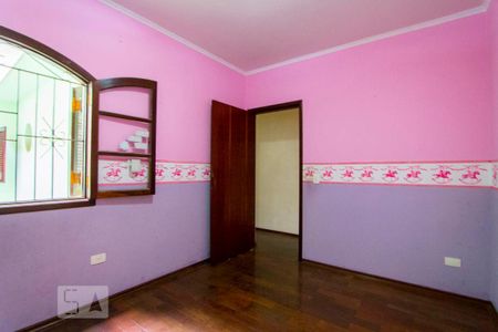 Casa à venda com 245m², 4 quartos e 2 vagasQuarto 4