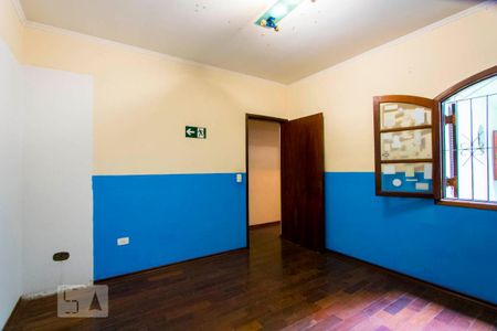 Casa à venda com 245m², 4 quartos e 2 vagasQuarto 3