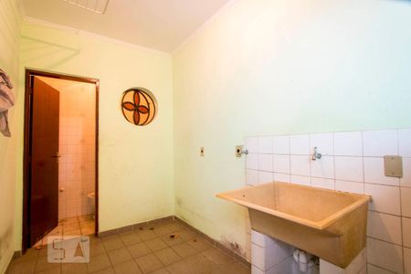 Casa à venda com 245m², 4 quartos e 2 vagasÁrea de serviço