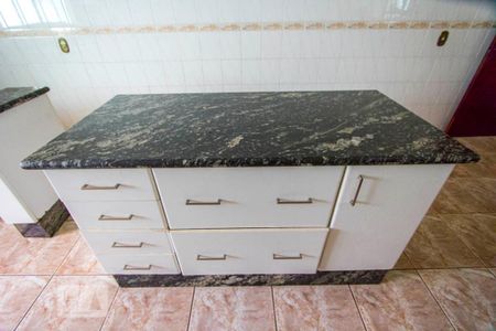 Casa à venda com 245m², 4 quartos e 2 vagasCozinha