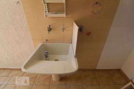 Casa à venda com 165m², 3 quartos e 2 vagasÁrea serviço