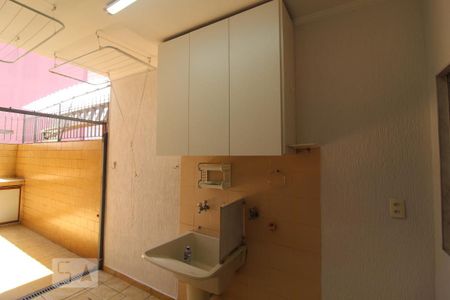 Casa à venda com 165m², 3 quartos e 2 vagasÁrea serviço