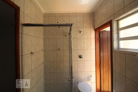 Casa à venda com 165m², 3 quartos e 2 vagasBanheiro 2 social