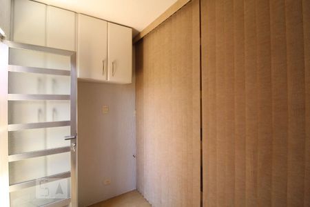 Casa à venda com 165m², 3 quartos e 2 vagasQuarto serviço