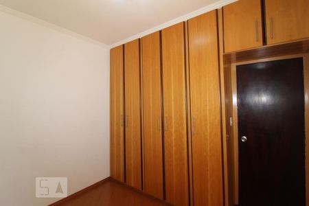 Casa à venda com 165m², 3 quartos e 2 vagasQuarto 3