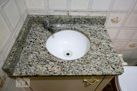 Casa à venda com 150m², 3 quartos e 3 vagas Casa à venda com 150m², 3 quartos e 3 vagasBanheiro