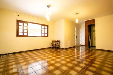 Sala de casa à venda com 3 quartos, 150m² em Vila Romero, São Paulo