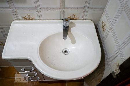 Casa à venda com 150m², 3 quartos e 3 vagas Casa à venda com 150m², 3 quartos e 3 vagasBanheiro da suíte