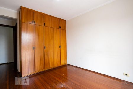 Suíte de casa à venda com 3 quartos, 150m² em Vila Romero, São Paulo