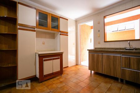 Casa à venda com 150m², 3 quartos e 3 vagas Casa à venda com 150m², 3 quartos e 3 vagasCozinha