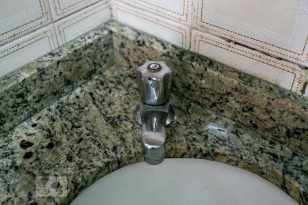 Casa à venda com 150m², 3 quartos e 3 vagas Casa à venda com 150m², 3 quartos e 3 vagasBanheiro