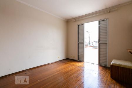 Suíte de casa à venda com 3 quartos, 150m² em Vila Romero, São Paulo