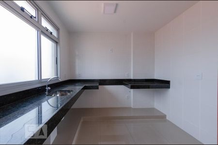 Apartamento para alugar com 78m², 3 quartos e 3 vagasCozinha