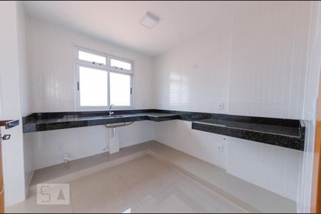 Apartamento para alugar com 78m², 3 quartos e 3 vagasCozinha
