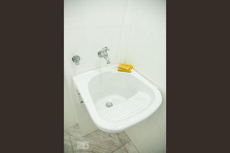 Apartamento à venda com 70m², 3 quartos e 1 vagaÁrea de serviço - tanque