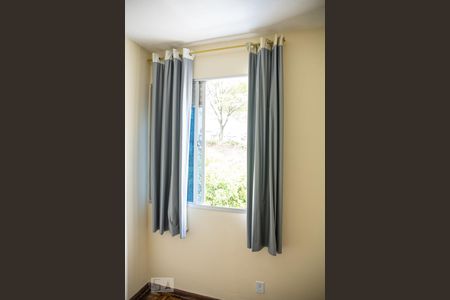 Apartamento à venda com 70m², 3 quartos e 1 vagaQuarto 2 - cortina corta luz