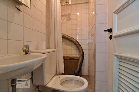 Apartamento à venda com 352m², 3 quartos e 3 vagasBanheiro de Serviço