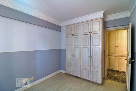 Apartamento à venda com 352m², 3 quartos e 3 vagasQuarto 2