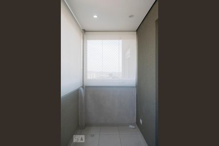 SACADA SALA de apartamento para alugar com 2 quartos, 55m² em Vila Nova Cachoeirinha, São Paulo