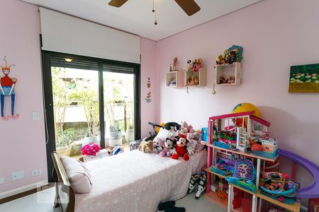 Apartamento à venda com 257m², 4 quartos e 4 vagasSuíte 2