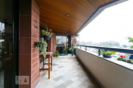 Apartamento à venda com 257m², 4 quartos e 4 vagasEspaço Gourmet