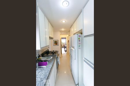 Apartamento à venda com 257m², 4 quartos e 4 vagasCozinha