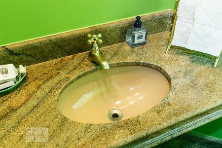 Lavabo de apartamento à venda com 4 quartos, 257m² em Jardim Vitoria Regia, São Paulo