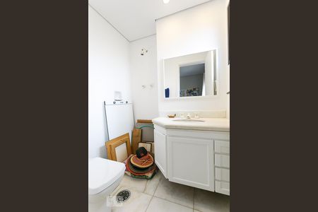 Apartamento à venda com 257m², 4 quartos e 4 vagasBanheiro do Escritório