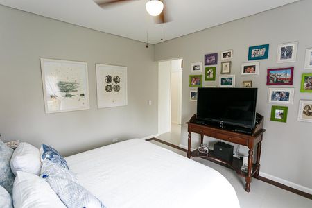 Apartamento à venda com 257m², 4 quartos e 4 vagasSuíte 1