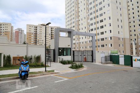 Apartamento para alugar com 44m², 2 quartos e 1 vagaFachada do Condomínio