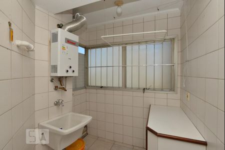 Apartamento para alugar com 70m², 3 quartos e 1 vagaÁrea de Serviço