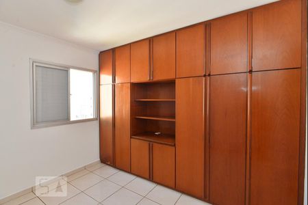 Apartamento para alugar com 70m², 3 quartos e 1 vagaSuíte