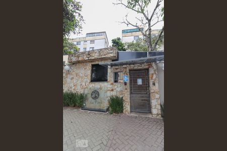 Apartamento à venda com 47m², 2 quartos e sem vaga Apartamento à venda com 47m², 2 quartos e sem vagaFachada