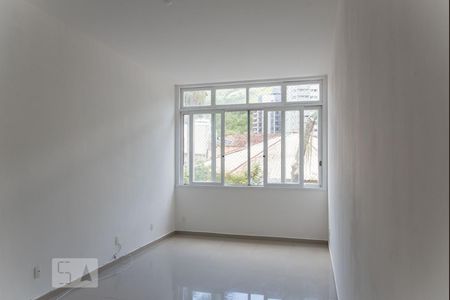 Sala de apartamento para alugar com 2 quartos, 85m² em Tijuca, Rio de Janeiro