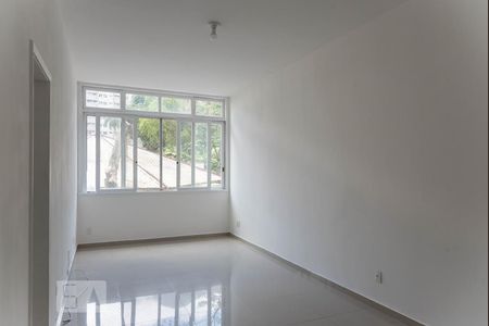 Sala de apartamento para alugar com 2 quartos, 85m² em Tijuca, Rio de Janeiro