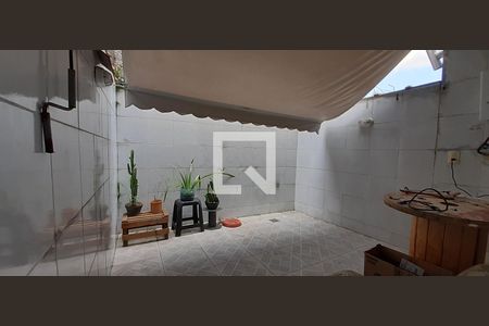Casa à venda com 55m², 2 quartos e 1 vaga Casa à venda com 55m², 2 quartos e 1 vagaÁrea de Serviço