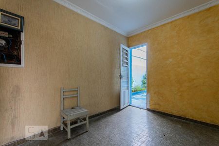 Sala 1 de casa para alugar com 2 quartos, 100m² em Jardim Santo Alberto, Santo André