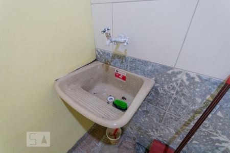 Casa para alugar com 100m², 2 quartos e 2 vagas Casa para alugar com 100m², 2 quartos e 2 vagasÁrea de Serviço