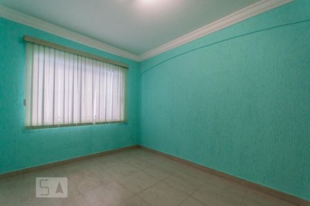 Casa para alugar com 100m², 2 quartos e 2 vagas Casa para alugar com 100m², 2 quartos e 2 vagasQuarto 1