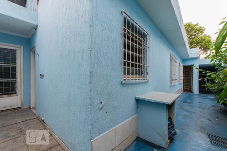 Casa para alugar com 100m², 2 quartos e 2 vagas Casa para alugar com 100m², 2 quartos e 2 vagasQuintal